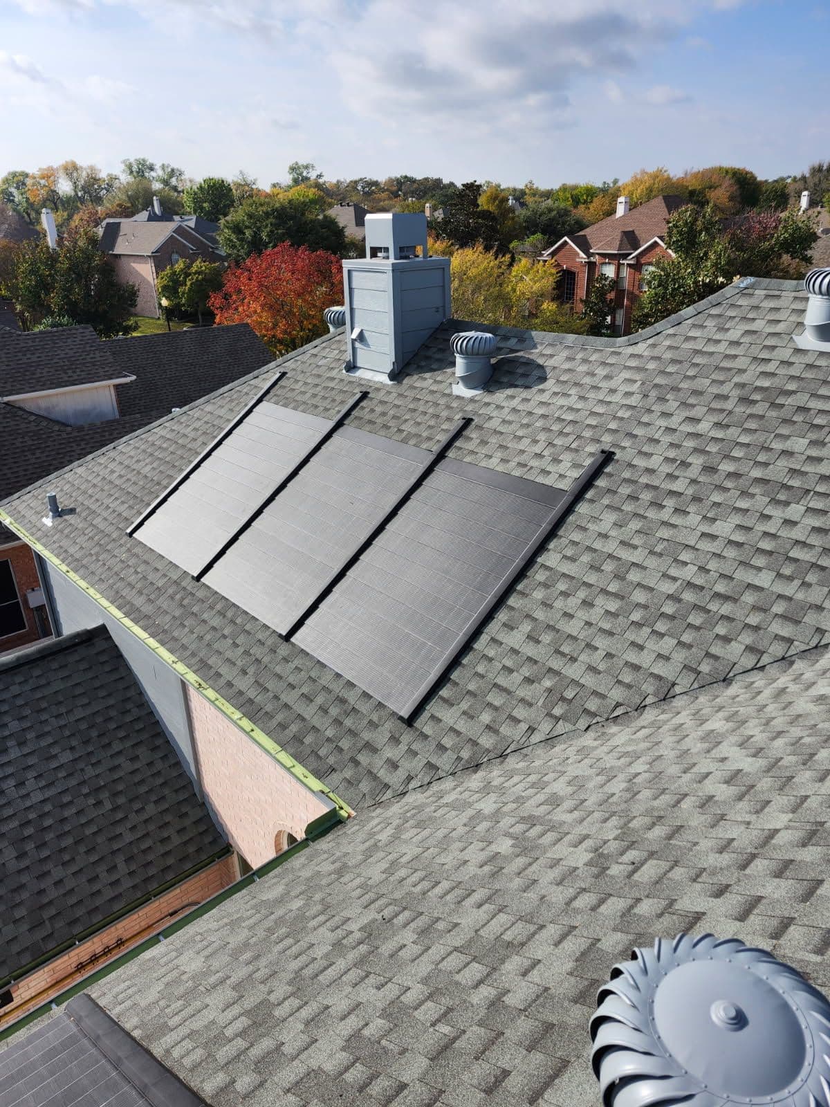 Seamless Solar Shingle Integration with GAF Energy